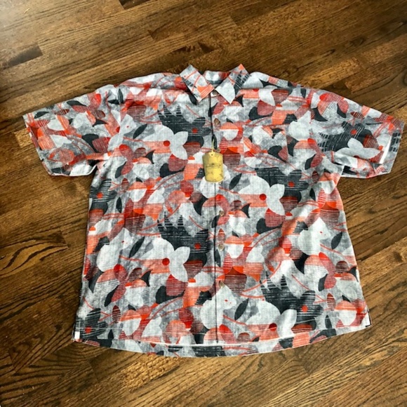 🌴 Tropical Tommy Bahama Shirt - NEW!